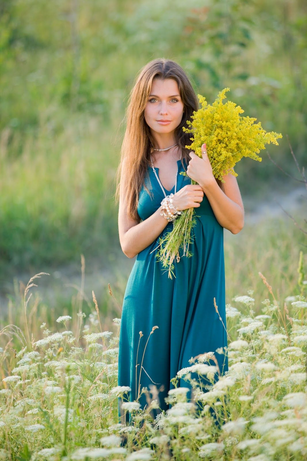 Slavic women in Wenzhou