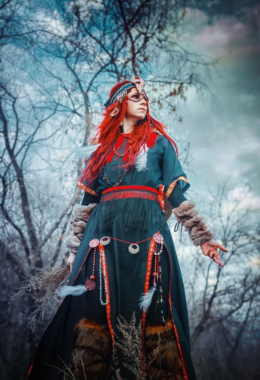 Girls in Slavic costumes underwear in Wenzhou